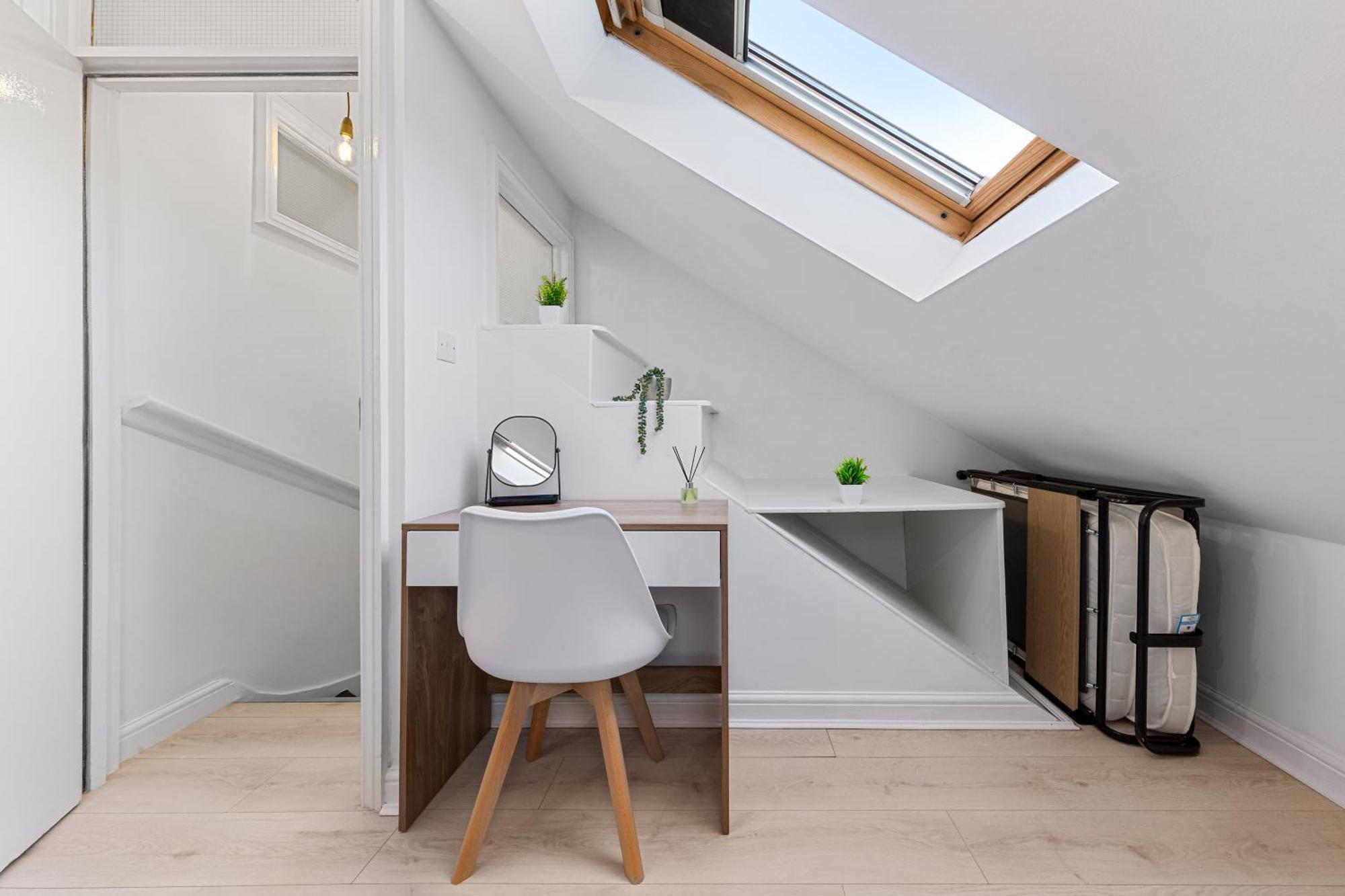 The Holloway Suite - 1Br Modern Apartment Лондон Экстерьер фото
